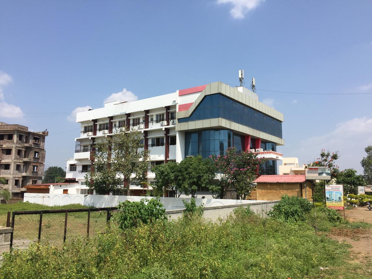 Sarang Lodging & Boarding Willa Satara Zewnętrze zdjęcie