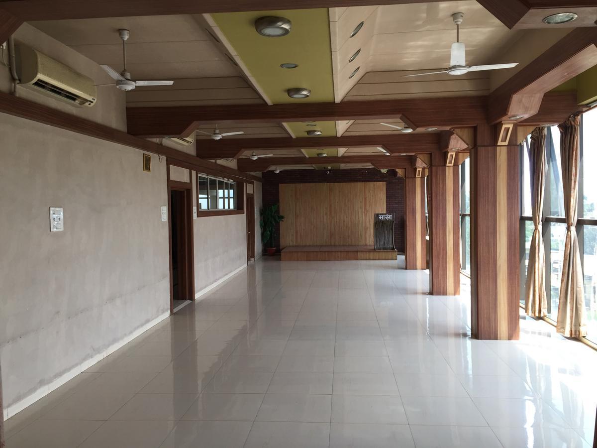 Sarang Lodging & Boarding Willa Satara Zewnętrze zdjęcie
